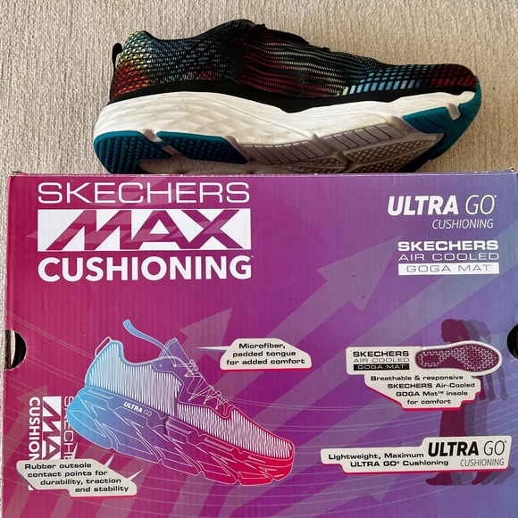 Skechers Max Cushioning Sneakers Size 10 - Picture 11 of 11